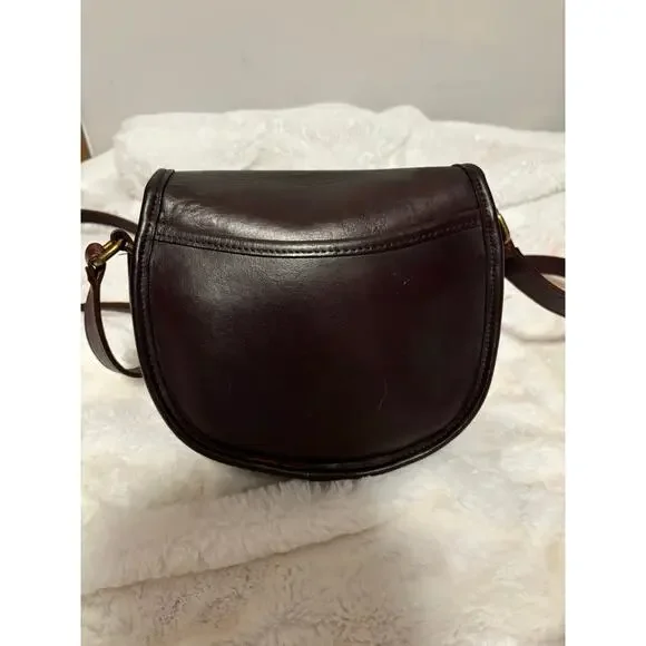 Beautifully Restored Coach Watson Crossbody – Mahogany - Picture 4 of 9